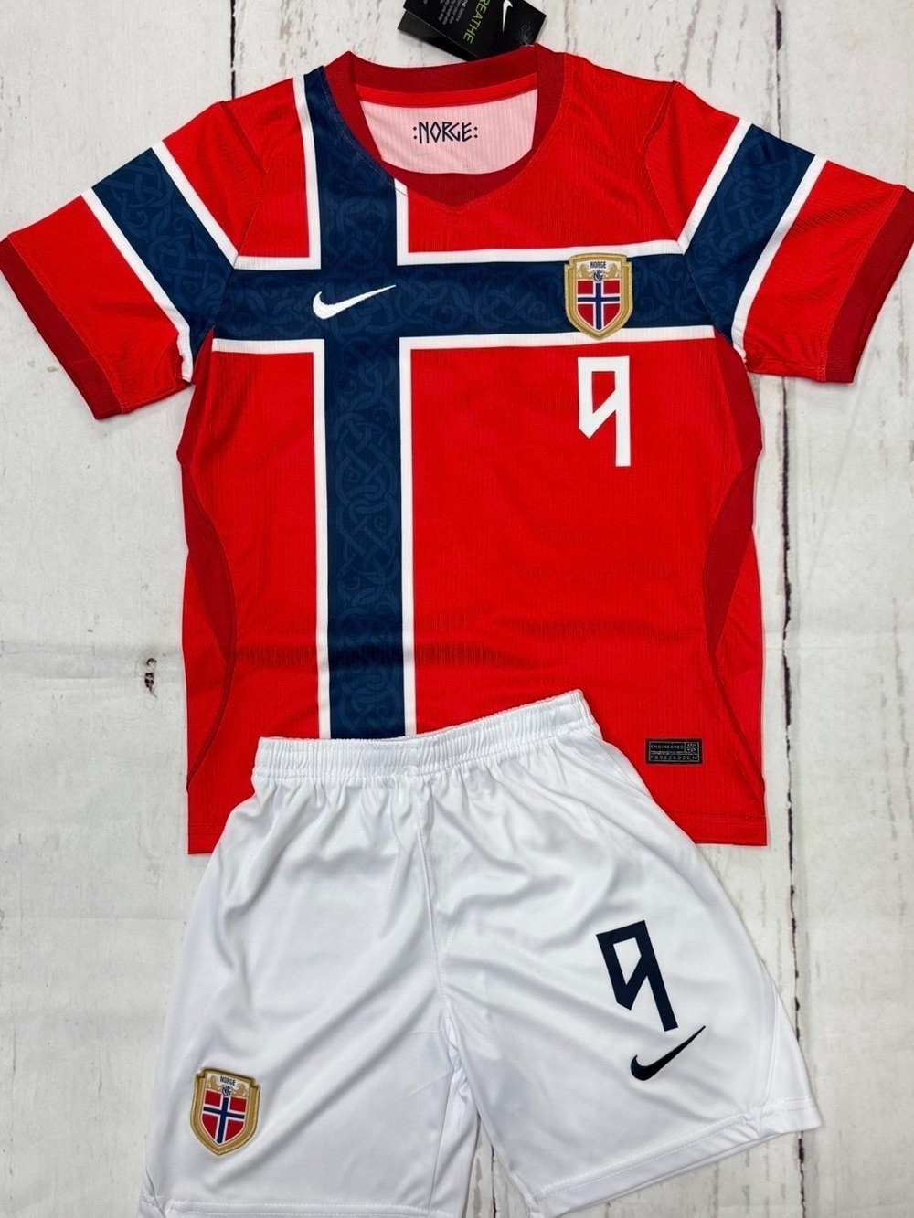 YOUTH Haaland Jersey 26’ Norway Home World Cup Kit (Jersey + Shorts)
